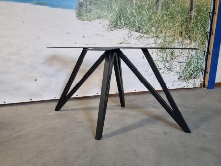 Spinpoot zwart | Model 614